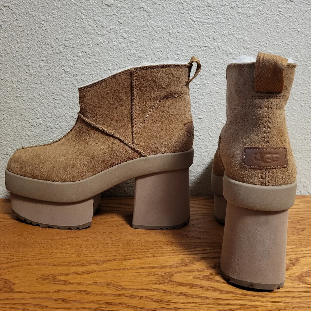 UGG Tan Mini New Heights Platform Boots Size 10